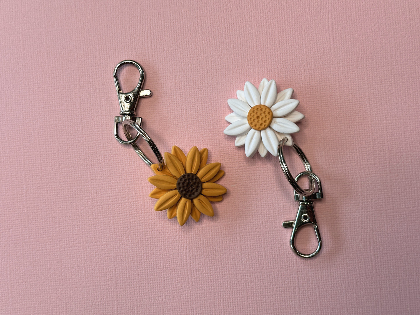 Daisy keyring